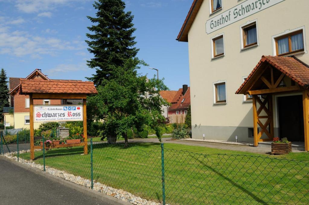 Hotel Schwarzes Ross Schwarzach am Main Ngoại thất bức ảnh